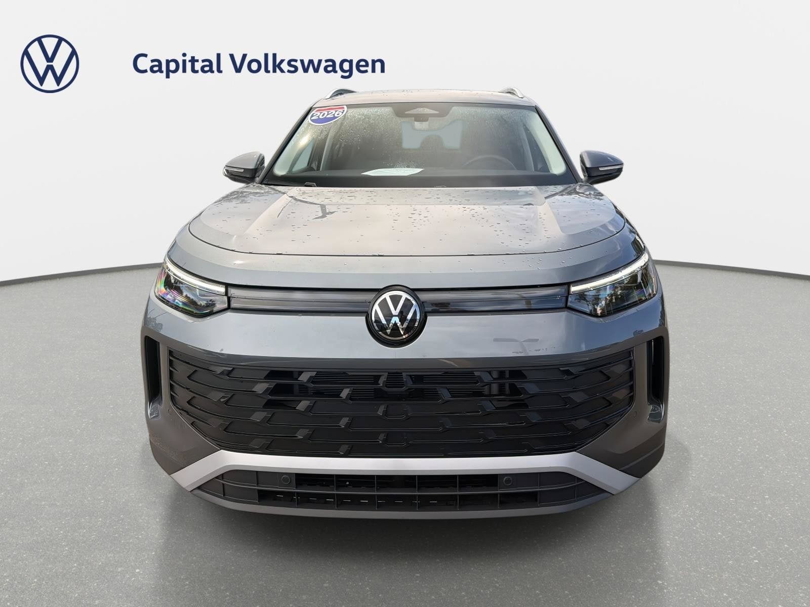 Used 2026 Volkswagen Tiguan S FWD image 2