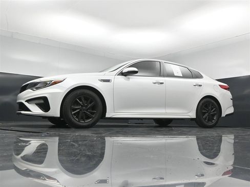 Used 2019 Kia Optima LX FWD image 28