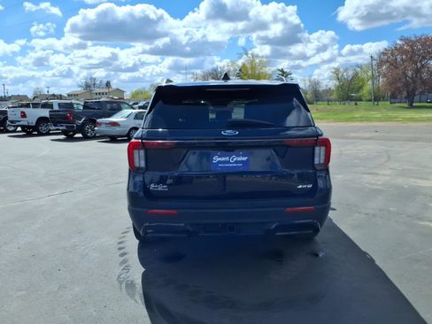 Used 2025 Ford Explorer ST-Line w/ Premium Package AWD/4WD image 5