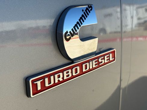 Used 2021 RAM 2500 Laramie image 12