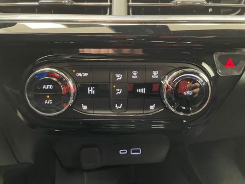 New 2026 Chevrolet Trax RS w/ Driver Confidence Package image 5