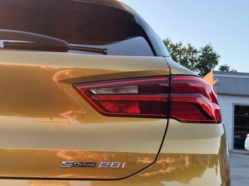 Used 2018 BMW X2 sDrive28i w/ M SportX Package FWD image 10