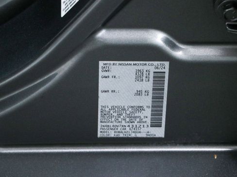 Used 2024 Nissan Altima 2.5 SV FWD image 30