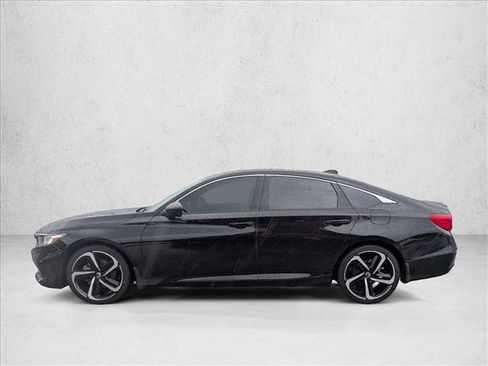 Used 2022 Honda Accord Sport image 2