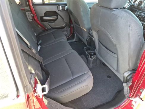 Used 2021 Jeep Wrangler Unlimited Sport image 15