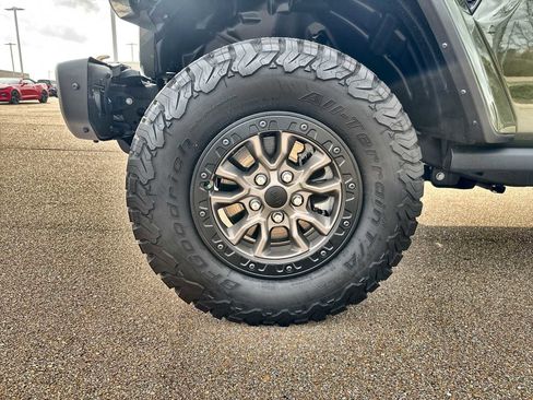 Used 2023 Jeep Wrangler Rubicon 392 image 20