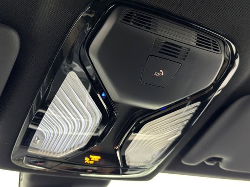 Used 2022 BMW M3 Competition image 39