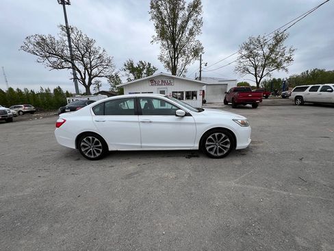 Used 2014 Honda Accord Sport image 4