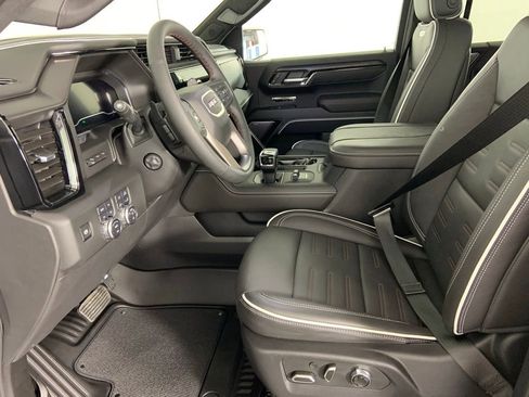 Used 2025 GMC Sierra 1500 AT4X image 26