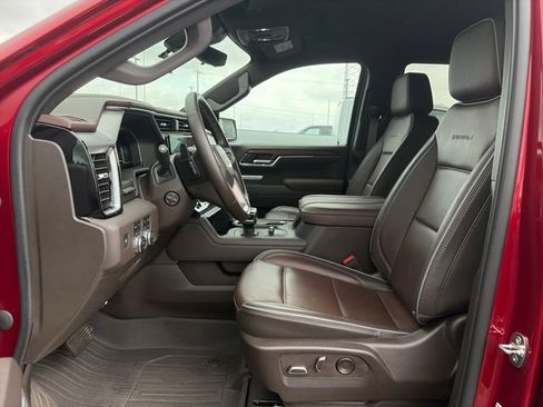 Used 2023 GMC Sierra 1500 Denali w/ Technology Package AWD/4WD image 14
