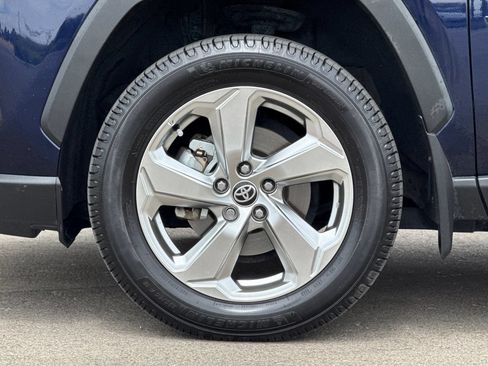 Used 2021 Toyota RAV4 Limited AWD/4WD image 27