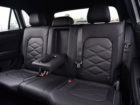 New 2026 Volkswagen Atlas Cross Sport SE image 22