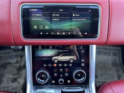 Used 2022 Land Rover Range Rover Sport HST image 30