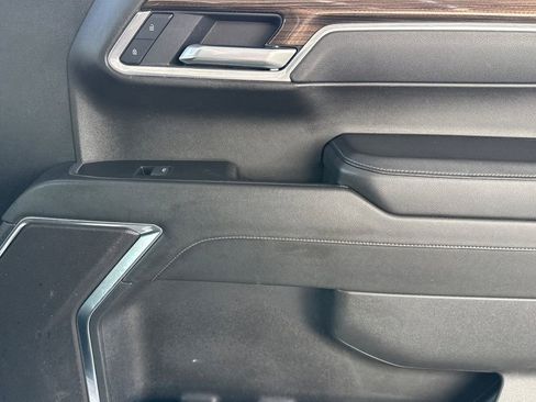 Used 2025 Chevrolet Silverado 1500 LT image 25