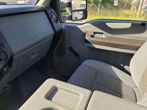 Used 2015 Ford F250 XL w/ XL Value Package AWD/4WD image 16