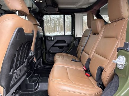 Used 2021 Jeep Wrangler Unlimited Rubicon w/ LED Lighting Group image 21