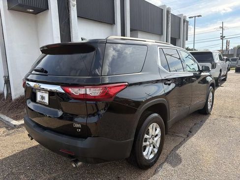Used 2019 Chevrolet Traverse LT w/ LPO, Cargo Package FWD image 6