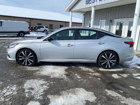 Used 2022 Nissan Altima 2.5 SR FWD image 4