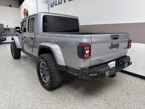 Used 2020 Jeep Gladiator Overland image 7