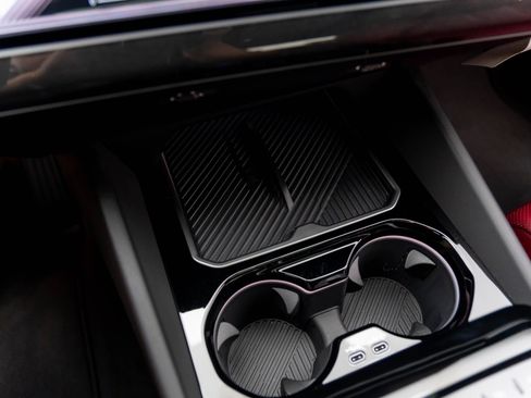 Certified 2025 BMW i5 xDrive40 w/ Premium Package image 23