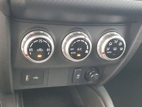 Used 2025 Mitsubishi Outlander Sport ES image 28