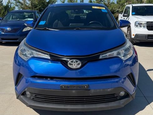 Used 2018 Toyota C-HR XLE FWD image 8