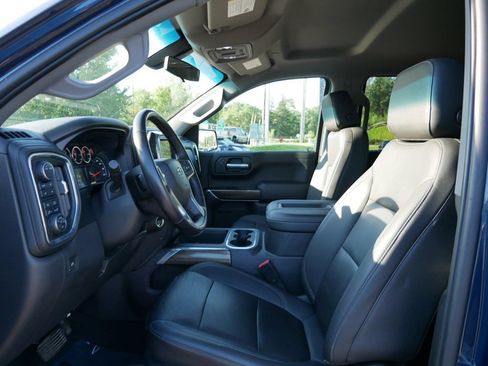Used 2021 Chevrolet Silverado 1500 LT Trail Boss w/ Convenience Package II AWD/4WD image 9