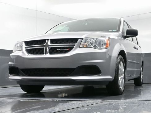 Used 2017 Dodge Grand Caravan SE w/ Power Window Group image 46