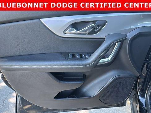Used 2025 Chevrolet Blazer LT w/ Driver Confidence Package image 11
