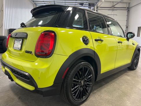 Used 2023 MINI Cooper S FWD image 7