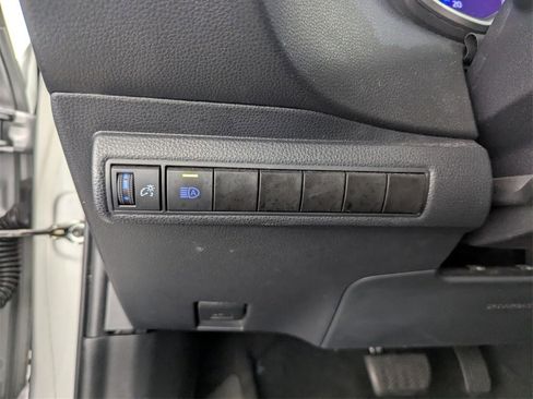 Used 2022 Toyota Corolla XSE image 25