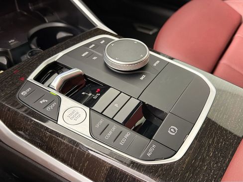 Used 2023 BMW 330i xDrive 330i xDrive w/ M Sport Package image 17