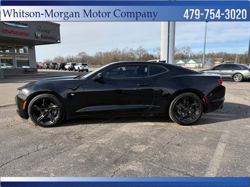 Used 2023 Chevrolet Camaro LT image 2