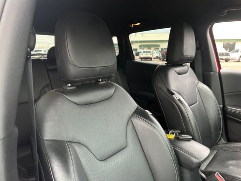 Used 2021 Jeep Compass 80th Special Edition image 31