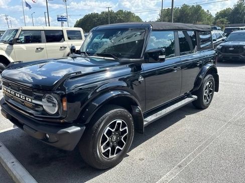 Used 2022 Ford Bronco Outer Banks AWD/4WD image 3