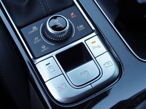 Used 2023 Kia Telluride SX X-Line image 18