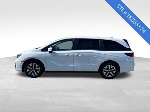 New 2026 Honda Odyssey EX-L image 4