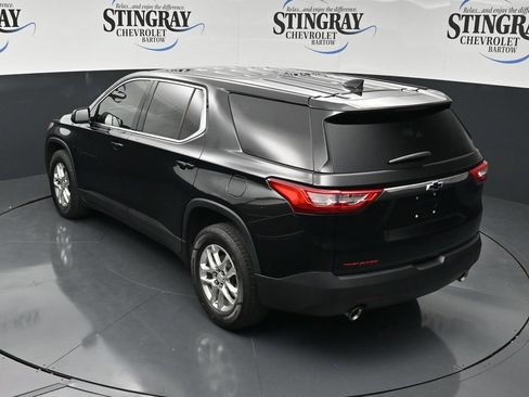 Used 2021 Chevrolet Traverse LS w/ LPO, Blackout Package FWD image 16