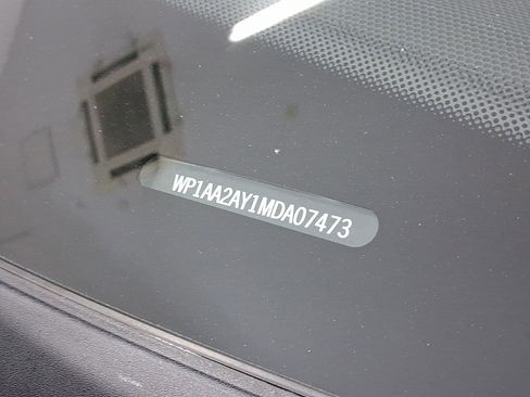 Used 2021 Porsche Cayenne image 34