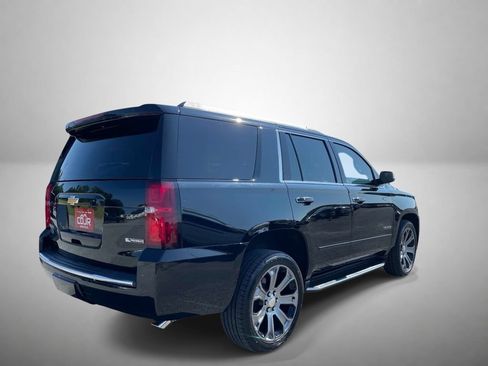 Used 2018 Chevrolet Tahoe Premier AWD/4WD image 3