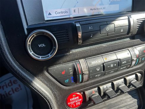 Used 2016 Ford Mustang Shelby GT350 w/ Technology Package image 24