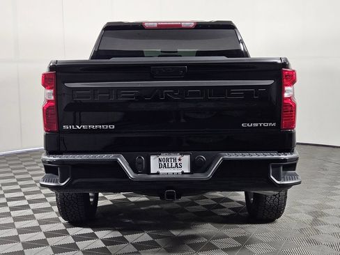 Used 2025 Chevrolet Silverado 1500 Custom RWD image 4