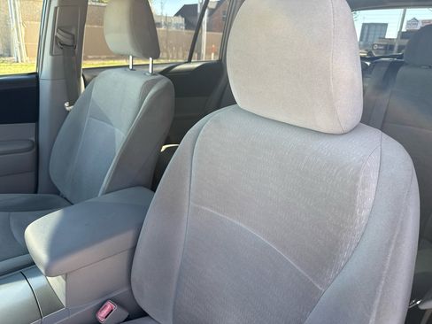 Used 2011 Toyota Highlander 4WD image 37