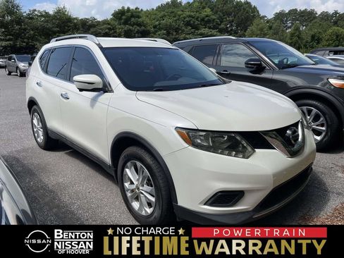 Used 2016 Nissan Rogue SV w/ SV Premium Package FWD image 1