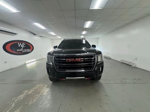 Used 2023 GMC Yukon XL AT4 w/ AT4 Premium Package image 2