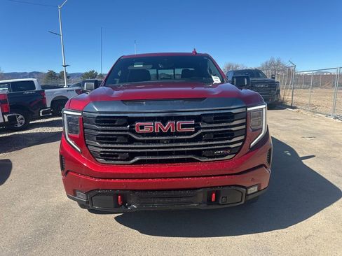 Used 2022 GMC Sierra 1500 AT4 w/ AT4 Premium Package image 2