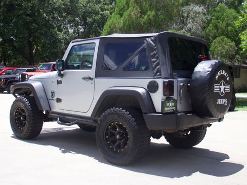 Used 2011 Jeep Wrangler Sport image 6