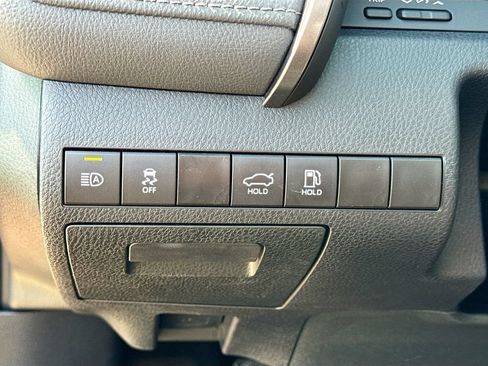 Used 2024 Toyota Camry LE w/ Convenience Package FWD image 10