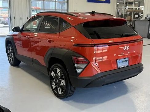 Used 2025 Hyundai Kona SEL AWD/4WD image 5