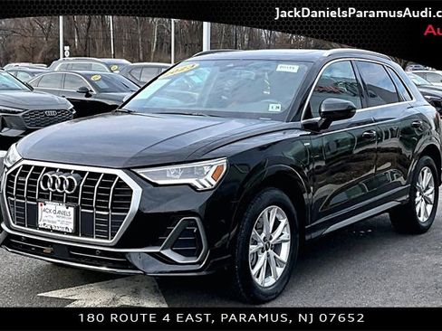 Used 2023 Audi Q3 2.0T Premium w/ Convenience Package image 1